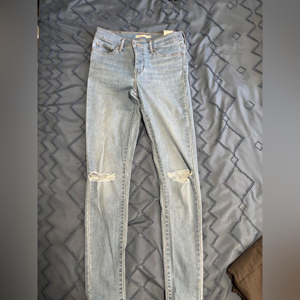 Levi 310 Shaping Super Skinny - Ripped jeans